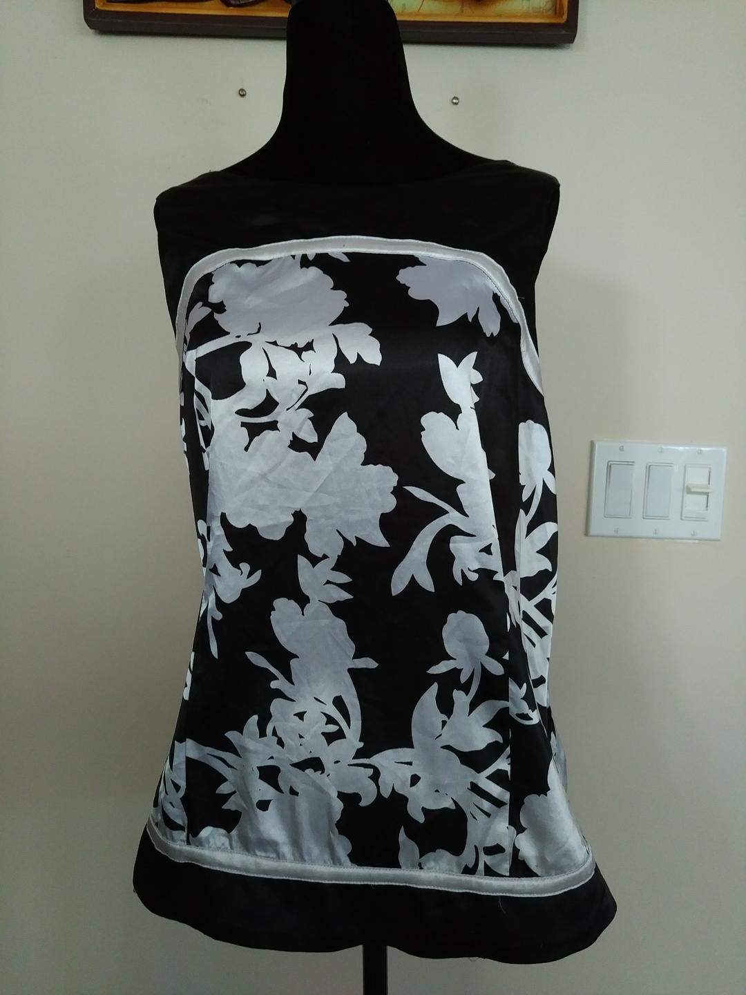 Ladies' Consignment 2017000024