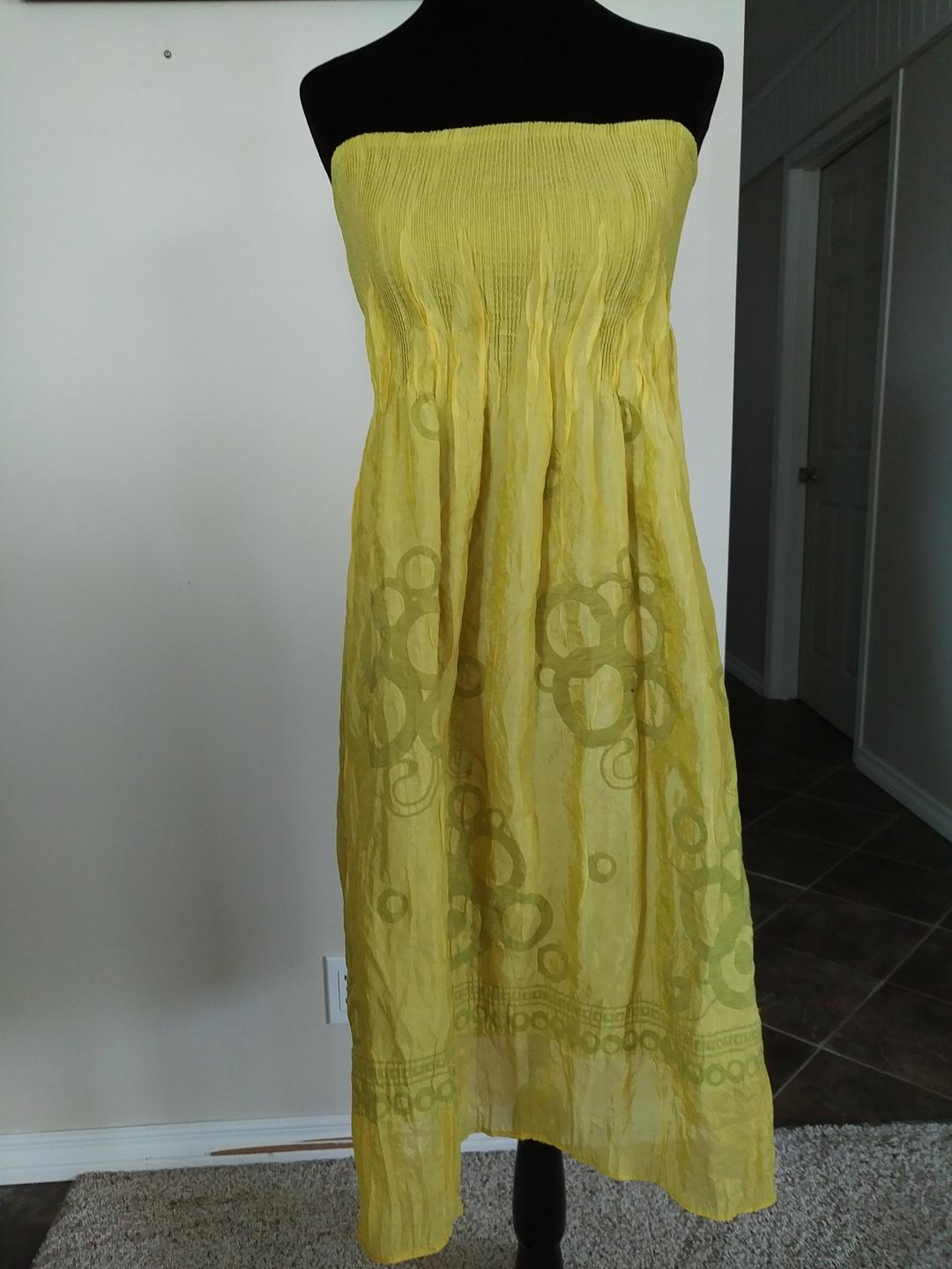 Ladies' Consignment 2017000037